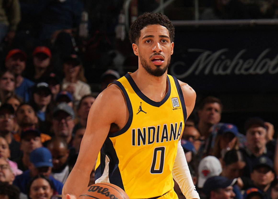 壹号娱乐app下载西亚卡姆在篮网比赛中惊险取胜,突破纪录引发热议!的简单介绍